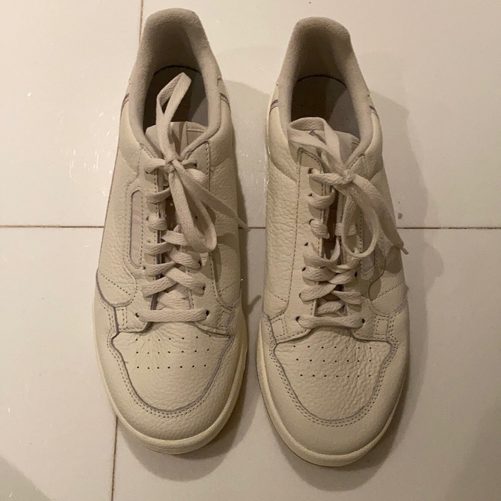 Men’s Adidas cream sneakers size 10